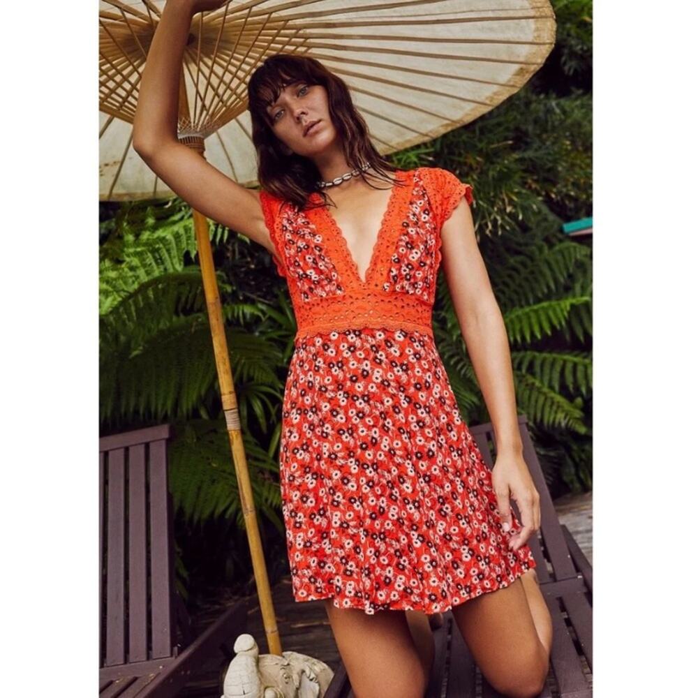 Free People Olivia Mini Dress size 6 NWT